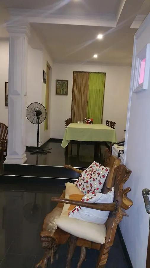 Ceylon Pearlwing Resort نيجومبو